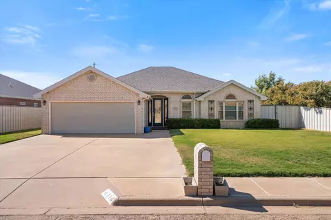 114 Indiana St, Levelland, TX 79336