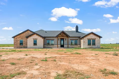 706 E F M 597, Abernathy, TX 79311