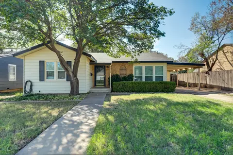 3313 31st St, Lubbock, TX 79410
