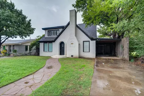 2405 21st St, Lubbock, TX 79411