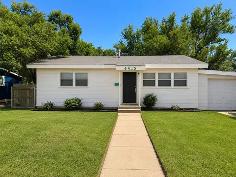 4415 42nd St, Lubbock, TX 79414