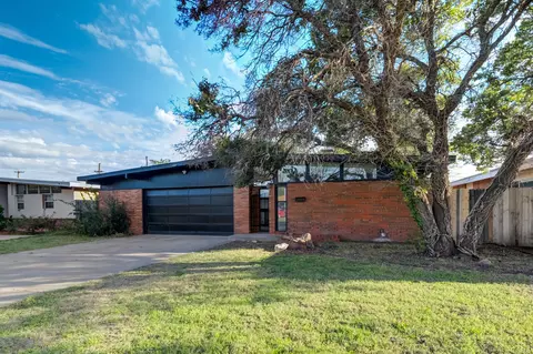 2105 57th St, Lubbock, TX 79412