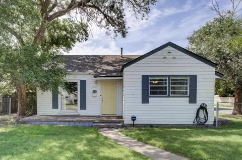 2223 27th St, Lubbock, TX 79411