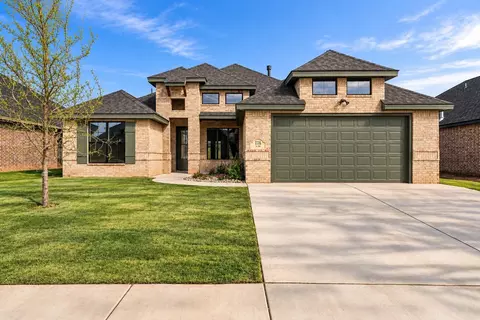 1116 N 6th St, Wolfforth, TX 79382