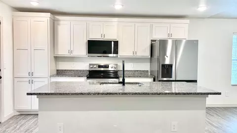 Kitchen - 7705 Date Ave, Lubbock, TX 79404 photo 3 of 3