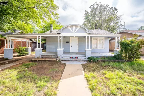 2119 15th St, Lubbock, TX 79401
