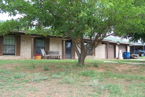 219 E Zero St, Robert Lee, TX 76945 photo 1