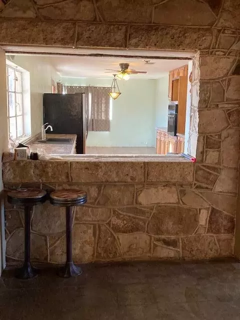 415 Pine St, Sheffield, TX 79781 photo 16