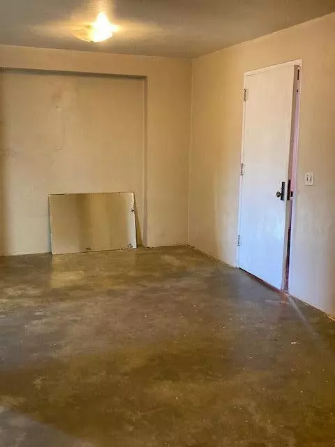 415 Pine St, Sheffield, TX 79781 photo 26