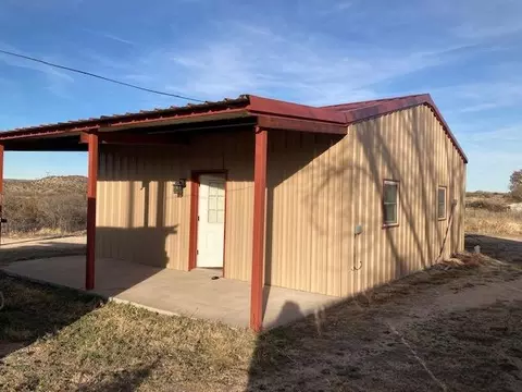 415 Pine St, Sheffield, TX 79781 photo 30