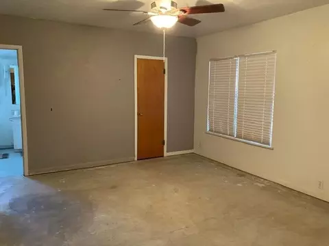 415 Pine St, Sheffield, TX 79781 photo 23