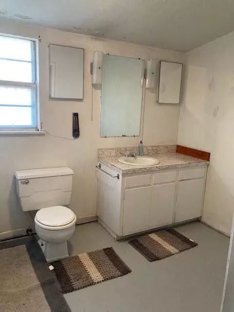 415 Pine St, Sheffield, TX 79781 photo 21