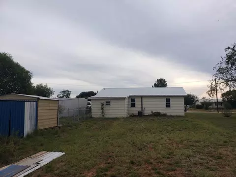 210 5th St, Robert Lee, TX 76945 photo 10