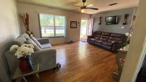 807 Highland Ave, Eldorado, TX 76936 photo 8