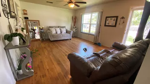 807 Highland Ave, Eldorado, TX 76936 photo 14