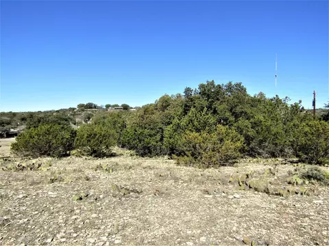 914 E 916 E 2nd St, Sonora, TX 76950 photo 4