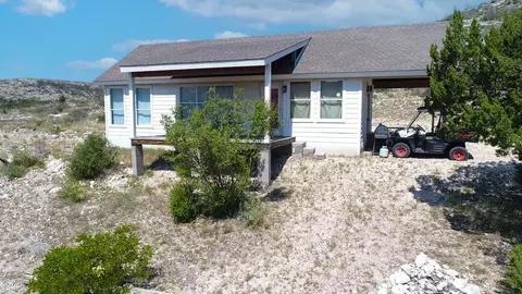 300 Holcomb Rd, Ozona, TX 76943