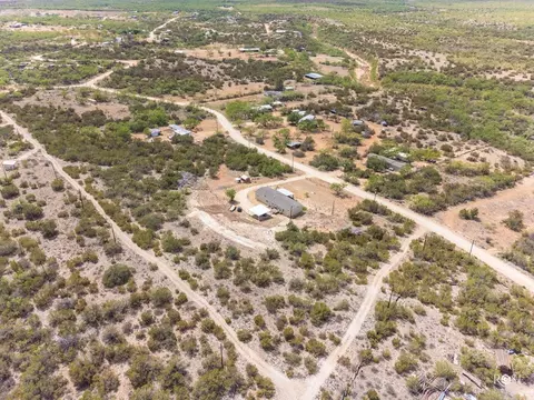 309 E Lake Rd, Robert Lee, TX 76945 photo 7