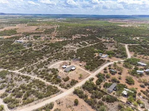 309 E Lake Rd, Robert Lee, TX 76945 photo 15