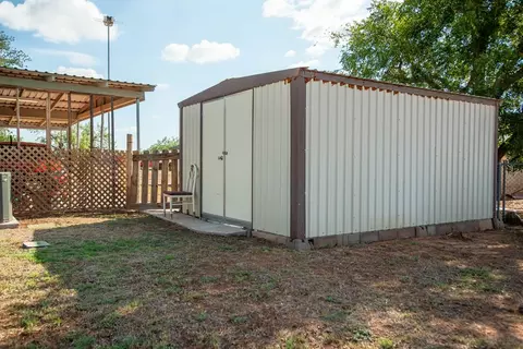 217 E Zero St, Robert Lee, TX 76945 photo 7