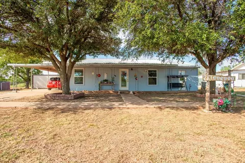 217 E Zero St, Robert Lee, TX 76945
