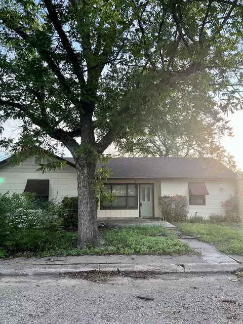 505 Santa Clara, Sonora, TX 76950