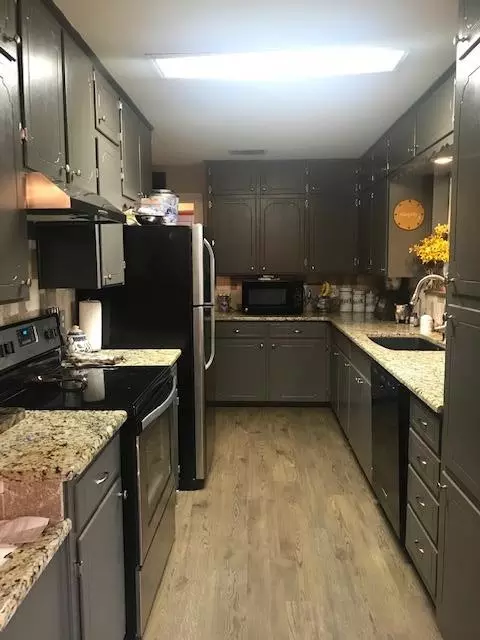 323 Key St, Bronte, TX 76933 photo 9