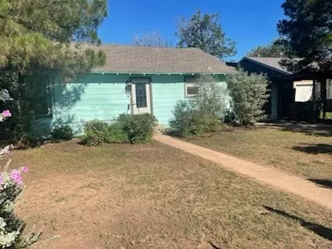 2410 Chestnut St, San Angelo, TX 76901