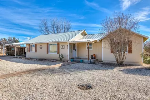 902 Bishop St, Robert Lee, TX 76945