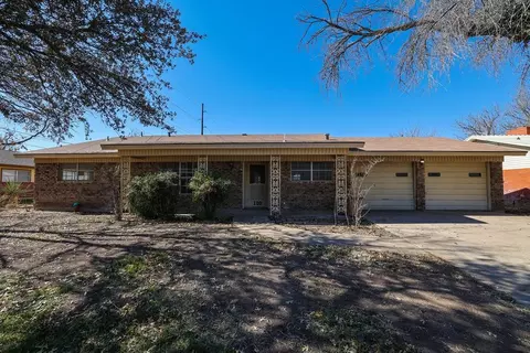 120 Ave G, Ozona, TX 76943