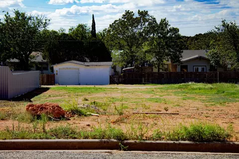 3525 Clark Dr, San Angelo, TX 76904