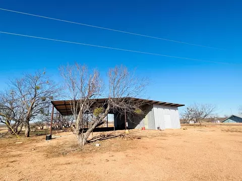 2574 County Rd 214, Bronte, TX 76933 photo 6