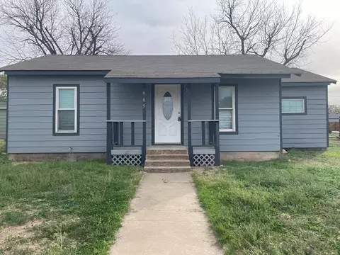 905 N 4th St, Ballinger, TX 76821