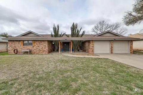 3213 Sunset Dr, San Angelo, TX 76904