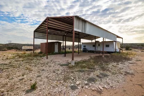 720 Hawk Eye Rd, Ozona, TX 76943