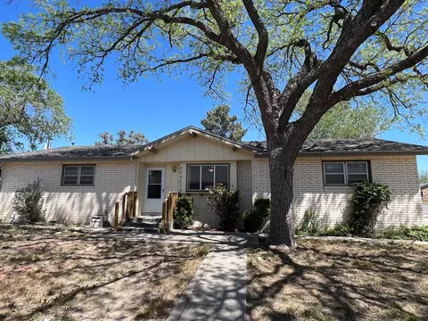 407 N N Plz, Big Lake, TX 76932