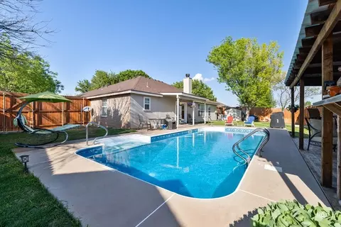 5829 Manchester Ln, San Angelo, TX 76901