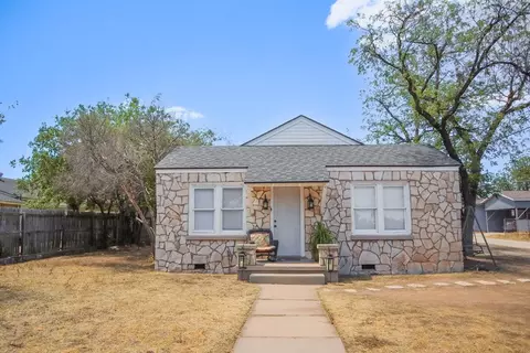 1114 Guadalupe St, San Angelo, TX 76901