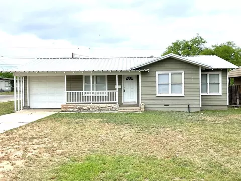 2720 W Beauregard Ave, San Angelo, TX 76901