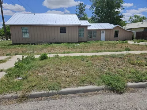 629 Upton St, San Angelo, TX 76903