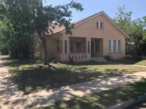 3 N Jackson St, San Angelo, TX 76901