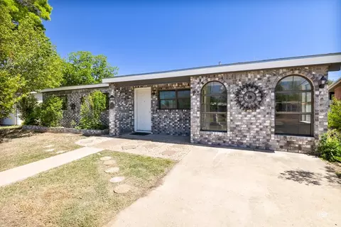 2201 Glenwood Dr, San Angelo, TX 76901