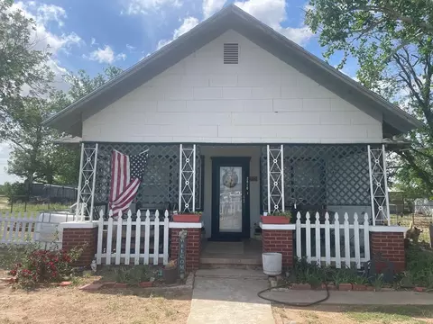 2010 Hutchings, Ballinger, TX 76821