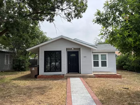 420 S Garrett St, San Angelo, TX 76901