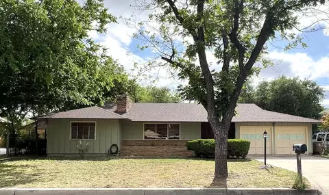 109 N Monroe St, San Angelo, TX 76901