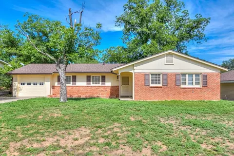 1968 St Mary St, San Angelo, TX 76904