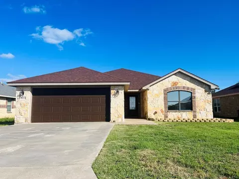 2833 Ricks Dr, San Angelo, TX 76905