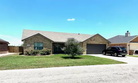 1214 Daniel St, San Angelo, TX 76905