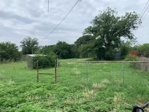 4609 Bowie St, San Angelo, TX 76905
