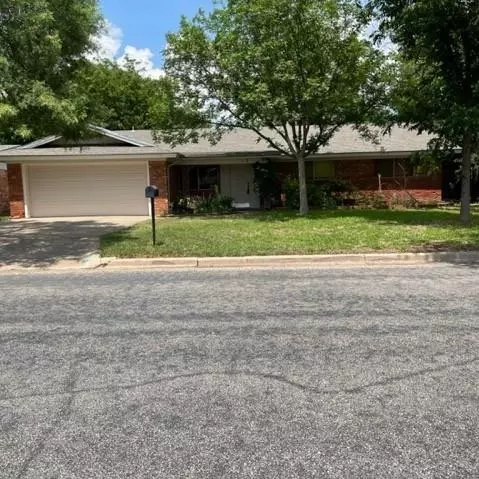 12 S Oxford Dr, San Angelo, TX 76904